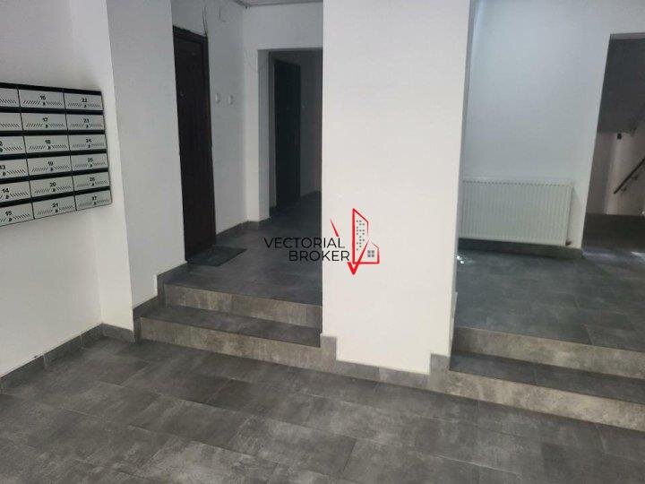 Basarabia- Chisinau 3 camere decomandate, et.1, 71mp, 2 bai,